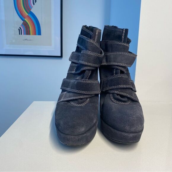Stuart Weitzman Wildchild Dark Gray Suede Platform Wedge Ankle Booties - Picture 7 of 11